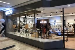 ECCO SHOES<br/>Westfields City - Geoform Design Architects